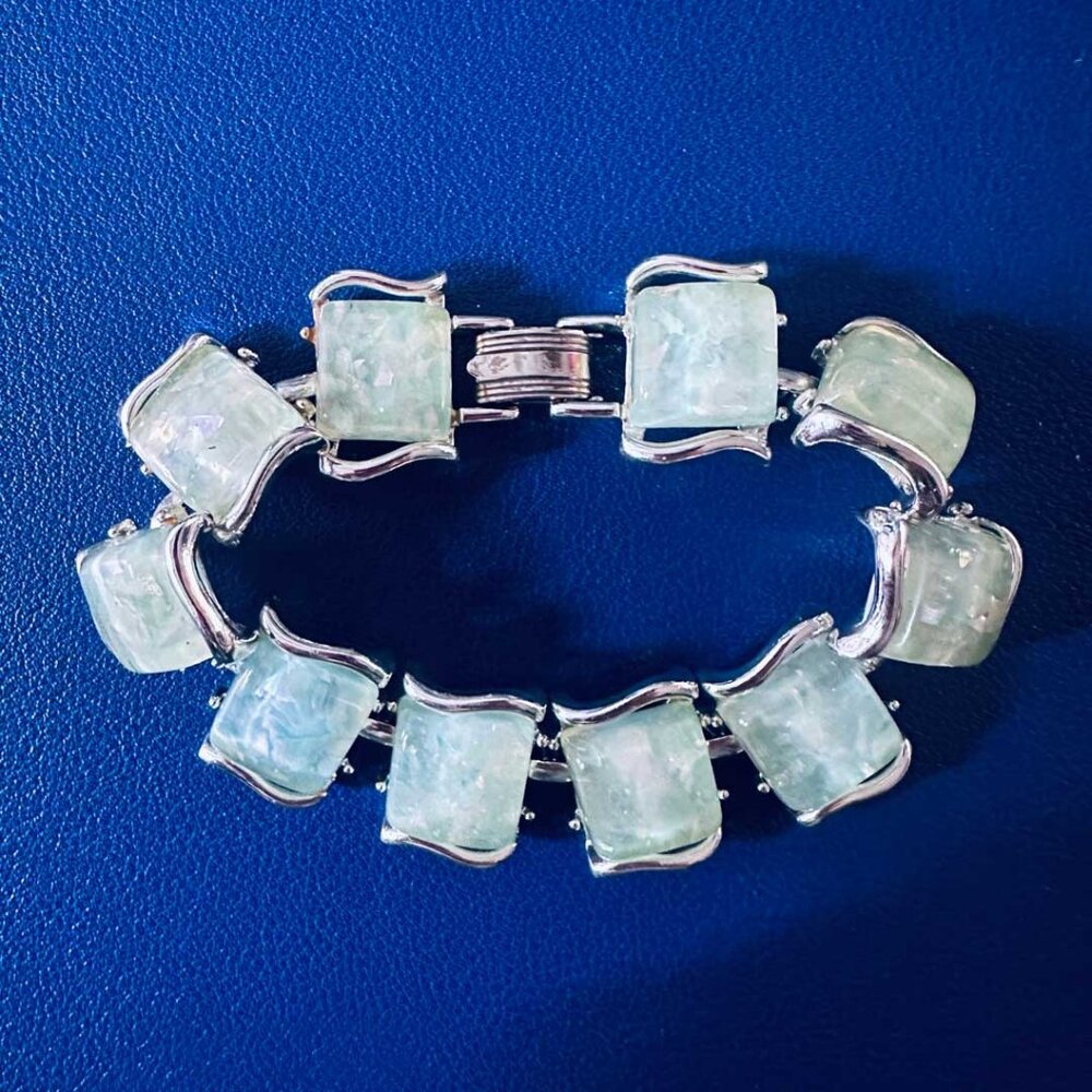 Vintage 1940s-50s Coro Craft Pegasus Confetti Lucite Bracelet | Corocraft